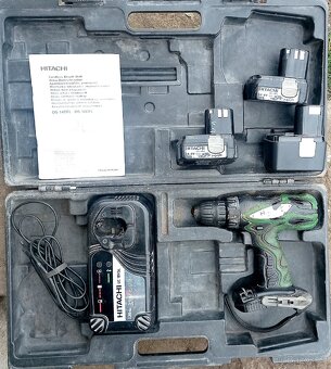 AKU ŠROUBOVÁK HITACHI, LEVNĚ