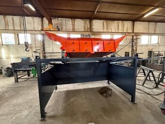 Výroba a prodej vibračních třídičů zeminy a štěrku