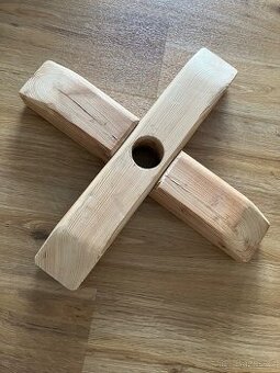 Stojan na vánoční stromek