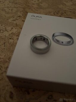 Oura ring