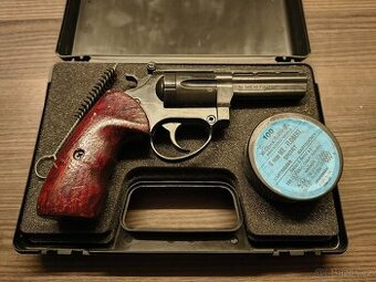 Flobert revolver Magnum