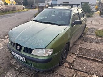 Seat Cordoba 1.9 sdi - na náhradní díly