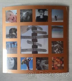 Nový rámeček na fotky z IKEY zlatý