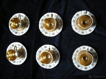 Souprava 6 porcelánových zlacených šapó