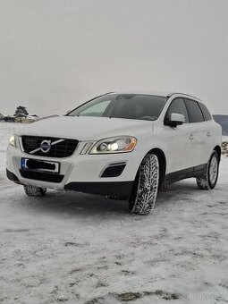 VOLVO XC60 D5 2.4D R.V 2012