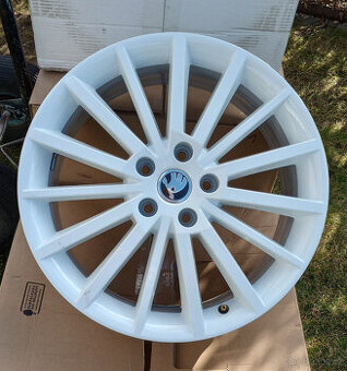 18 originál Škoda Octavia III RS 7,5Jx18 ET51 TOP STAV