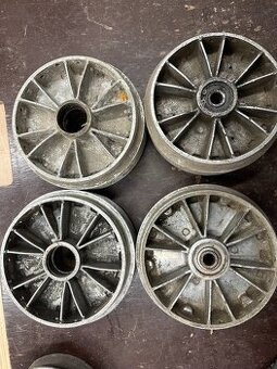 Predám stred kola, brzdový buben JAWA ČZ 175 250 350