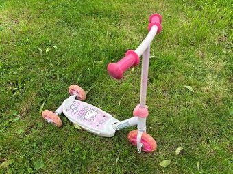 Koloběžka hello kitty