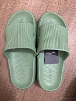 Pantofle zn. SCHLAPPY