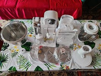 Nabízím nový šlehač BOSCH MUM48CR1/05