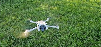 Dron DJI mini 4 PRO , na náhradní díly
