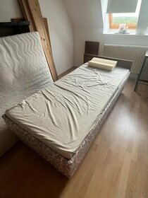 Prodám postel 90x200 s úložným prostorem a matrací