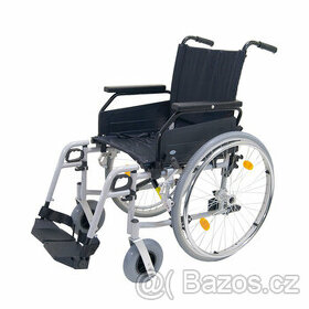 Mechanický invalidní vozík šíře sedu 46 cm
