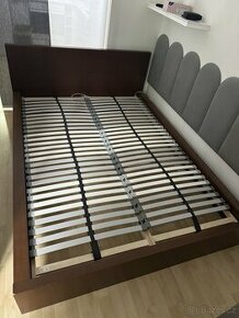 Ikea postel Malm 140x200 vcetne rostu