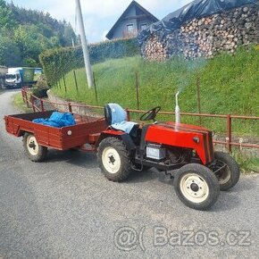 Traktor s vlekem domaci vyroba
