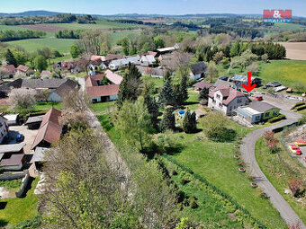Prodej rodinného domu, 3597 m², Zlátenka