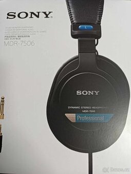 Sluchátka SONY
