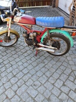 Moped Verhivina 50,pojizdny 5000kc