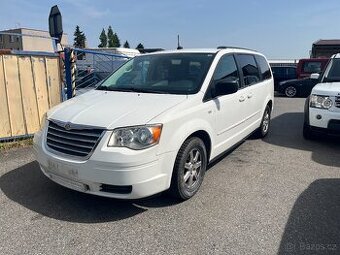 Chrysler Grand Voyager 2.8 CRDI, 7 sedaček, automat