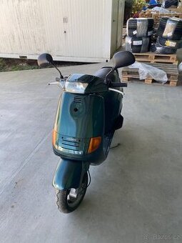 Skútr Piaggio SKR 125