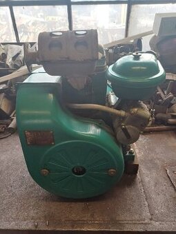 Benzínový motor UD 15