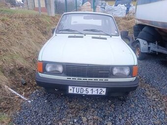 Škoda 105 - 1