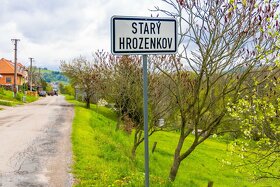 Prodej stavební parcely 2072 m2 Starý Hrozenkov