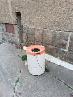 Odstředivka na prádlo