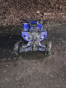 Prodám čtyřkolku 125ccm - 1