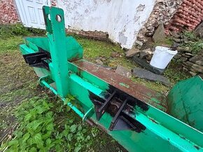 Bedna za traktor do tříbodového závěsu