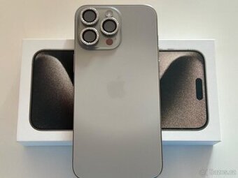 Apple iPhone 15 Pro Max 256GB, Natural Titanium + Kryty