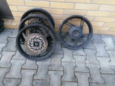 Honda pcx 125 disky, kolesa