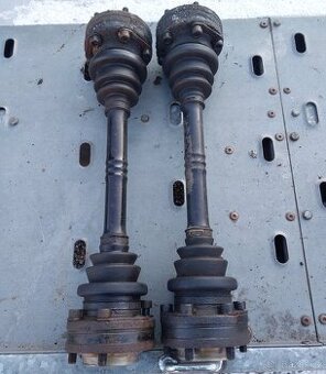 BMW e32 poloosy