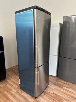 Lednice s mrazákem Liebherr (110) BioFresh