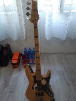 Prodám pěknou vintage baskytaru Ashton