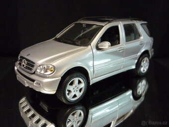 Mercedes Benz ML 320 Maisto 1/18