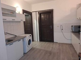 Podnájem bytu, 2+1, 70 m2, Jana Palacha, Pardubice