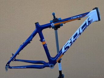 rám Rock Machine Team 15 18,5"