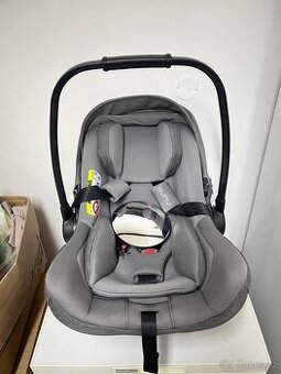 Autosedačka Nuna PIPA next +  ISOFIX základna