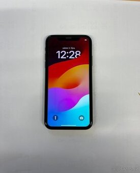 iphone 11, 64gb. Top stav.