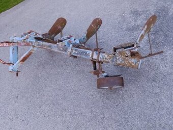 Sukov pluh 3radlicny