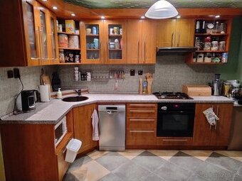 Kuchyňská linka se spotřebiči