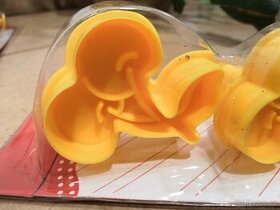 Vypichovátka a nůž na dort