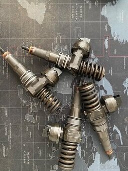 Vstřikovače 038130073bn 1.9tdi bls 77kw