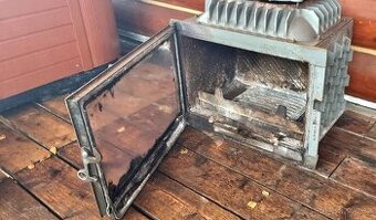 Litinová krbová vložka