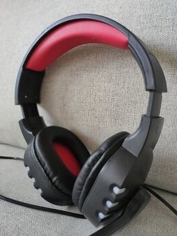 Herní sluchátka s mikrofonem