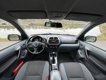 TOYOTA Rav4 2.0 D4D 4x4 Zachovalá