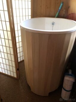 Ochlazovací káď k sauně