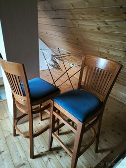 Dvě barové židle od TON