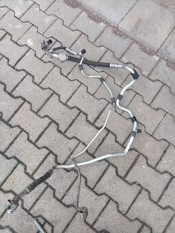 Prodám trubky klimatizace na VW golf 5,1.4 TSI 103 kw